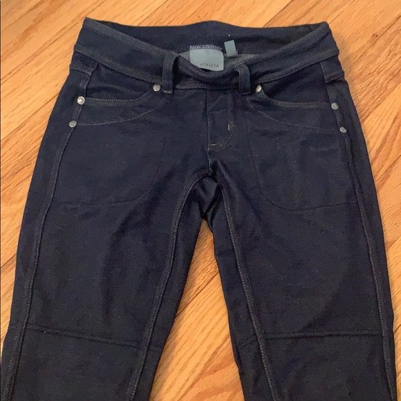 A pair of blue jean leggings from athleta💙 - Picture 1 of 4